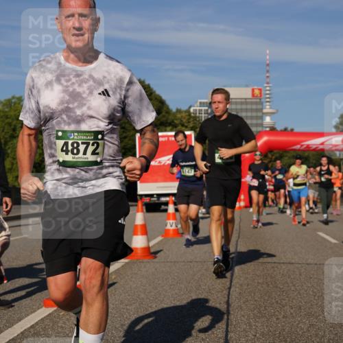 07.09.2025 - BARMER Alsterlauf Yannick Fuchs http://msf.ph/oto/8824878 07.09.2025 09:51:05 Laufen 36, 4872, 147, 4123, 6340 meine-sportfotos.de
