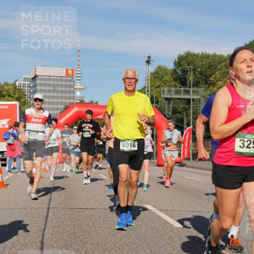 07.09.2025 - BARMER Alsterlauf Yannick Fuchs http://msf.ph/oto/8824903 07.09.2025 09:51:16 Laufen 8239, 8239, 5518, 8117, 3277, 5016, 3252 meine-sportfotos.de