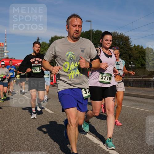 07.09.2025 - BARMER Alsterlauf Yannick Fuchs http://msf.ph/oto/8824915 07.09.2025 09:51:20 Laufen 327, 5518, 5548, 1997, 10, 37, 3710 meine-sportfotos.de