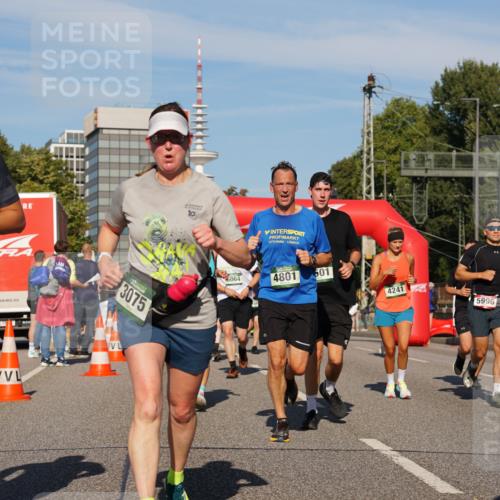 07.09.2025 - BARMER Alsterlauf Yannick Fuchs http://msf.ph/oto/8824922 07.09.2025 09:51:21 Laufen 4212, 10, 3075, 6064, 4801, 501, 4241, 5996 meine-sportfotos.de