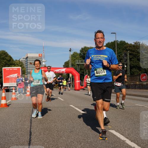 07.09.2025 - BARMER Alsterlauf Yannick Fuchs http://msf.ph/oto/8824929 07.09.2025 09:51:23 Laufen 4188, 6064, 4801, 5996 meine-sportfotos.de
