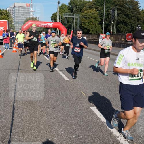 07.09.2025 - BARMER Alsterlauf Yannick Fuchs http://msf.ph/oto/8824936 07.09.2025 09:56:02 Laufen 476, 106, 5802, 4871, 4840, 3415, 1201 meine-sportfotos.de