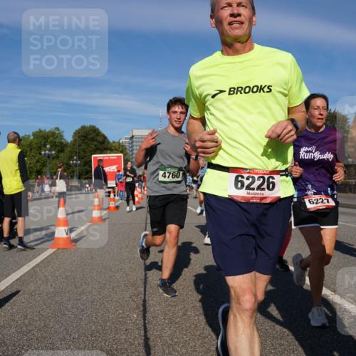 07.09.2025 - BARMER Alsterlauf Yannick Fuchs http://msf.ph/oto/8824951 07.09.2025 09:56:06 Laufen 4760, 6226, 6227 meine-sportfotos.de