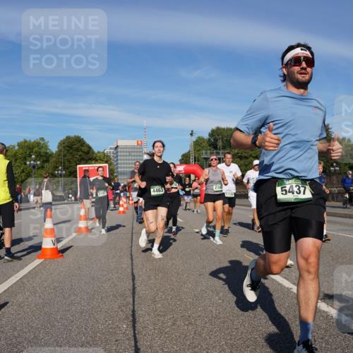07.09.2025 - BARMER Alsterlauf Yannick Fuchs http://msf.ph/oto/8824959 07.09.2025 09:56:07 Laufen 4197, 4463, 234, 5705, 5437 meine-sportfotos.de