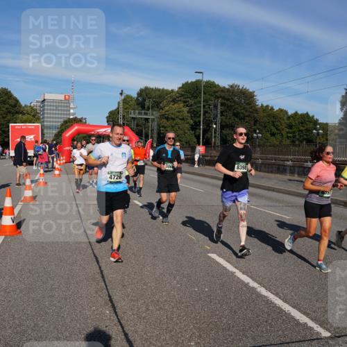 07.09.2025 - BARMER Alsterlauf Yannick Fuchs http://msf.ph/oto/8824985 07.09.2025 09:56:12 Laufen 4726, 3066, 8398, 8597, 6291 meine-sportfotos.de