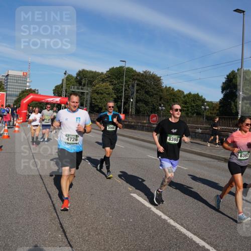 07.09.2025 - BARMER Alsterlauf Yannick Fuchs http://msf.ph/oto/8824986 07.09.2025 09:56:12 Laufen 5574, 4726, 3066, 8398, 6291, 8397 meine-sportfotos.de