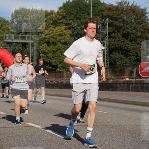 07.09.2025 - BARMER Alsterlauf Yannick Fuchs http://msf.ph/oto/8825046 07.09.2025 09:56:34 Laufen 4850, 4424, 4425, 4635, 741 meine-sportfotos.de