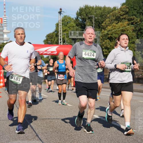 07.09.2025 - BARMER Alsterlauf Yannick Fuchs http://msf.ph/oto/8825050 07.09.2025 09:56:35 Laufen 6181, 5108, 4424, 5551, 25 meine-sportfotos.de