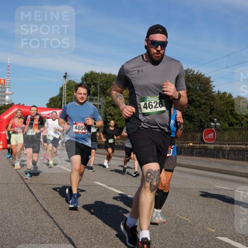 07.09.2025 - BARMER Alsterlauf Yannick Fuchs http://msf.ph/oto/8825059 07.09.2025 09:56:38 Laufen 4856, 5726, 5770, 4626, 8, 5557 meine-sportfotos.de