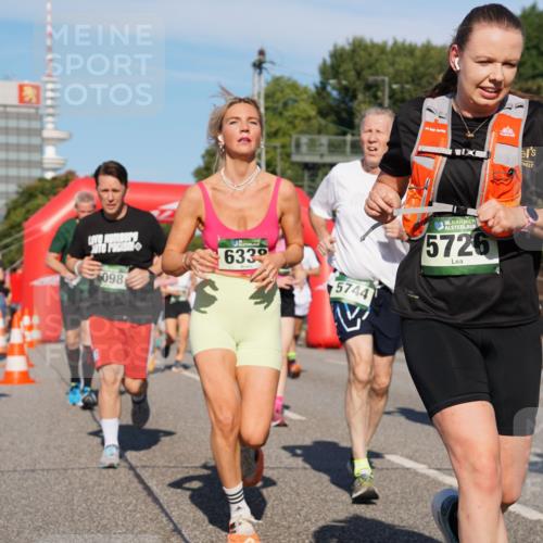 07.09.2025 - BARMER Alsterlauf Yannick Fuchs http://msf.ph/oto/8825066 07.09.2025 09:56:41 Laufen 098, 30, 633, 5744, 36, 5726 meine-sportfotos.de