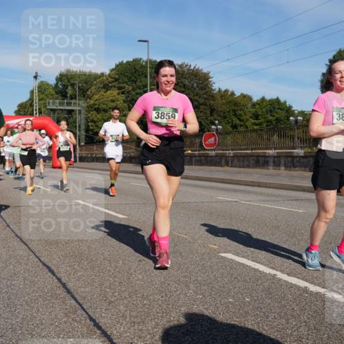 07.09.2025 - BARMER Alsterlauf Yannick Fuchs http://msf.ph/oto/8825079 07.09.2025 09:56:44 Laufen 4867, 3232, 3859, 386 meine-sportfotos.de