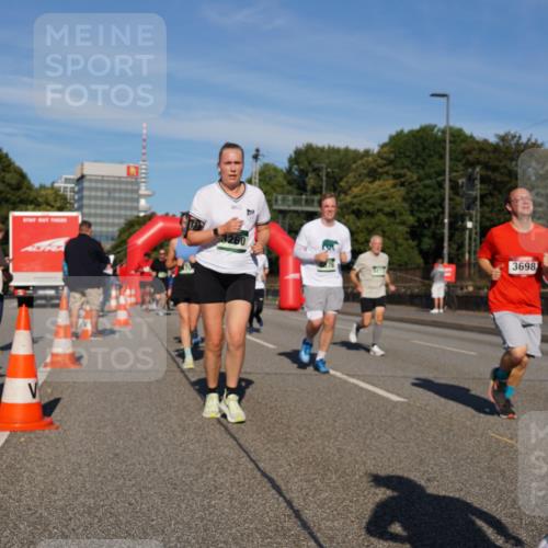 07.09.2025 - BARMER Alsterlauf Yannick Fuchs http://msf.ph/oto/8825099 07.09.2025 09:56:49 Laufen 3698, 53 meine-sportfotos.de