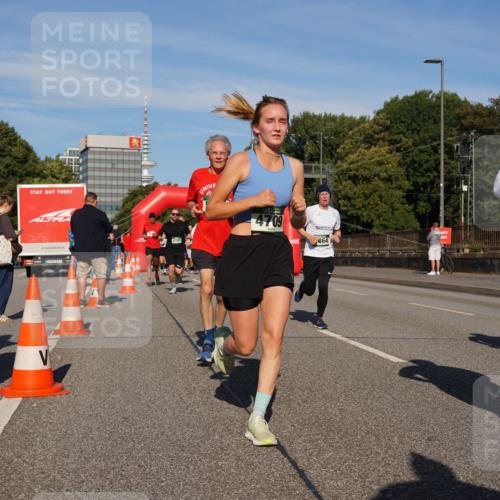 07.09.2025 - BARMER Alsterlauf Yannick Fuchs http://msf.ph/oto/8825102 07.09.2025 09:56:50 Laufen 4781, 4709, 864, 5876 meine-sportfotos.de
