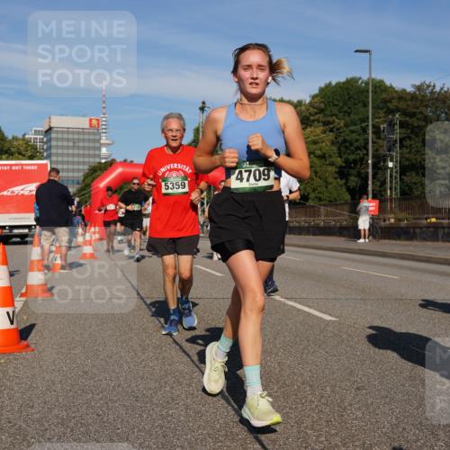 07.09.2025 - BARMER Alsterlauf Yannick Fuchs http://msf.ph/oto/8825104 07.09.2025 09:56:51 Laufen 4709 meine-sportfotos.de