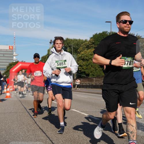 07.09.2025 - BARMER Alsterlauf Yannick Fuchs http://msf.ph/oto/8825116 07.09.2025 09:56:55 Laufen 2513, 5851, 35, 781, 2350, 47 meine-sportfotos.de