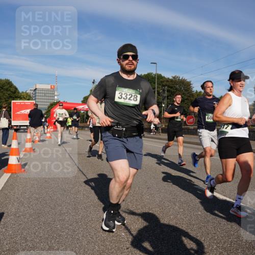 07.09.2025 - BARMER Alsterlauf Yannick Fuchs http://msf.ph/oto/8825152 07.09.2025 09:57:04 Laufen 3328, 60 meine-sportfotos.de