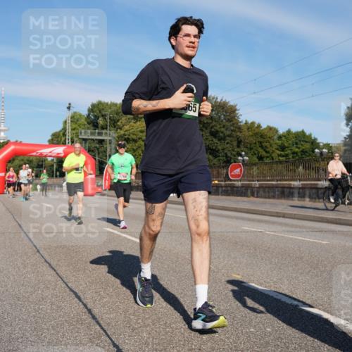07.09.2025 - BARMER Alsterlauf Yannick Fuchs http://msf.ph/oto/8825164 07.09.2025 09:57:09 Laufen 3768, 65 meine-sportfotos.de