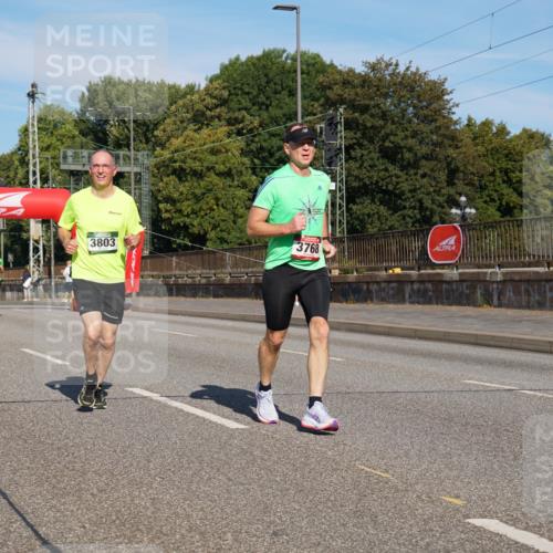 07.09.2025 - BARMER Alsterlauf Yannick Fuchs http://msf.ph/oto/8825167 07.09.2025 09:57:10 Laufen 2074, 3803, 3768 meine-sportfotos.de