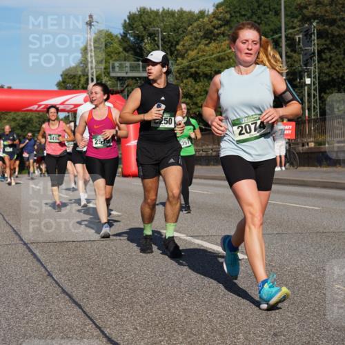 07.09.2025 - BARMER Alsterlauf Yannick Fuchs http://msf.ph/oto/8825176 07.09.2025 09:57:15 Laufen 3416, 25, 250, 357, 2074 meine-sportfotos.de