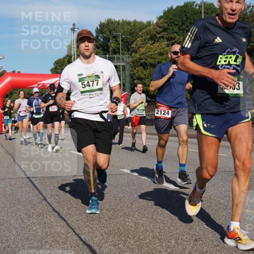 07.09.2025 - BARMER Alsterlauf Yannick Fuchs http://msf.ph/oto/8825200 07.09.2025 09:57:23 Laufen 2495, 5353, 5122, 4317, 5477, 5204, 5337, 2124, 3 meine-sportfotos.de