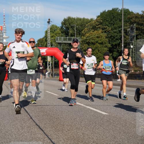 07.09.2025 - BARMER Alsterlauf Yannick Fuchs http://msf.ph/oto/8825229 07.09.2025 09:57:33 Laufen 3950, 466, 3018, 3834, 8283, 5849, 8090 meine-sportfotos.de
