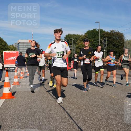 07.09.2025 - BARMER Alsterlauf Yannick Fuchs http://msf.ph/oto/8825232 07.09.2025 09:57:34 Laufen 30, 414, 3018, 3834, 8283, 8090 meine-sportfotos.de