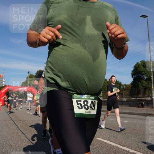 07.09.2025 - BARMER Alsterlauf Yannick Fuchs http://msf.ph/oto/8825240 07.09.2025 09:57:36 Laufen 5849, 466 meine-sportfotos.de