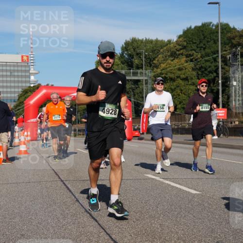 07.09.2025 - BARMER Alsterlauf Yannick Fuchs http://msf.ph/oto/8825244 07.09.2025 09:57:39 Laufen 156, 8155, 2874, 4928 meine-sportfotos.de