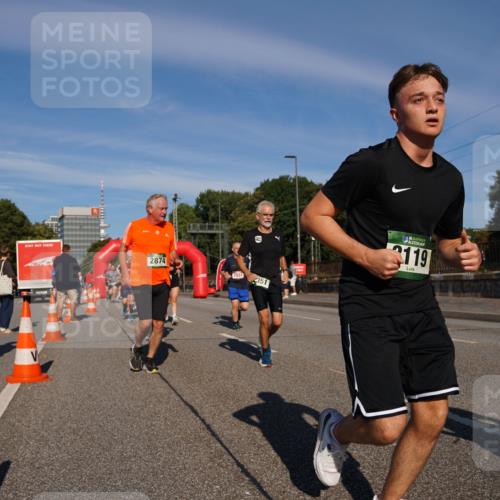 07.09.2025 - BARMER Alsterlauf Yannick Fuchs http://msf.ph/oto/8825260 07.09.2025 09:57:42 Laufen 2874, 2931, 351, 36, 3119 meine-sportfotos.de
