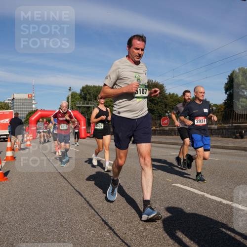 07.09.2025 - BARMER Alsterlauf Yannick Fuchs http://msf.ph/oto/8825269 07.09.2025 09:57:44 Laufen 4831, 8402, 107, 2931 meine-sportfotos.de