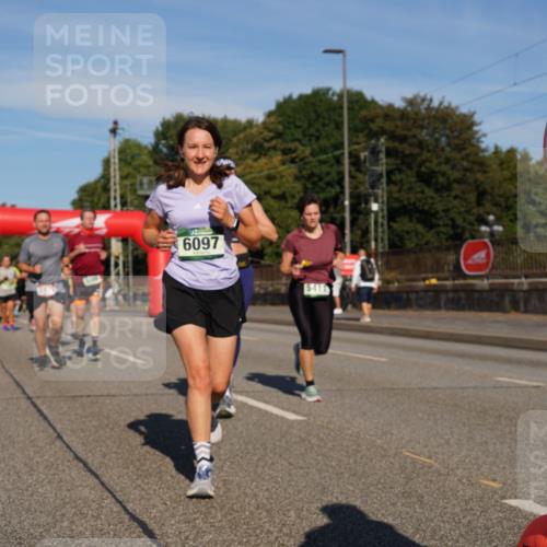 07.09.2025 - BARMER Alsterlauf Yannick Fuchs http://msf.ph/oto/8825279 07.09.2025 09:57:47 Laufen 6097 meine-sportfotos.de
