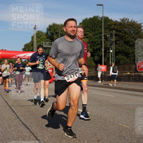 07.09.2025 - BARMER Alsterlauf Yannick Fuchs http://msf.ph/oto/8825287 07.09.2025 09:57:50 Laufen 1007, 076, 361, 5306, 2477 meine-sportfotos.de