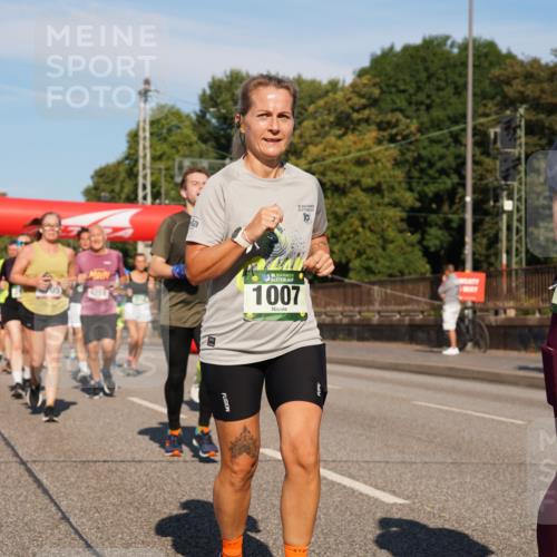 07.09.2025 - BARMER Alsterlauf Yannick Fuchs http://msf.ph/oto/8825304 07.09.2025 09:57:54 Laufen 35, 10, 4254, 36, 1007, 6076 meine-sportfotos.de