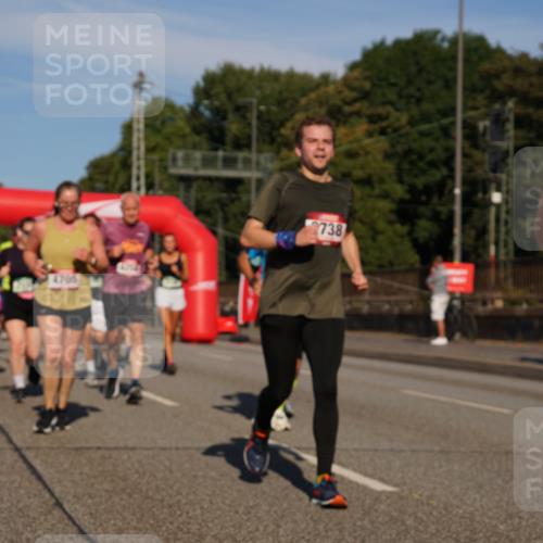 07.09.2025 - BARMER Alsterlauf Yannick Fuchs http://msf.ph/oto/8825307 07.09.2025 09:57:55 Laufen 1200, 4705, 738 meine-sportfotos.de