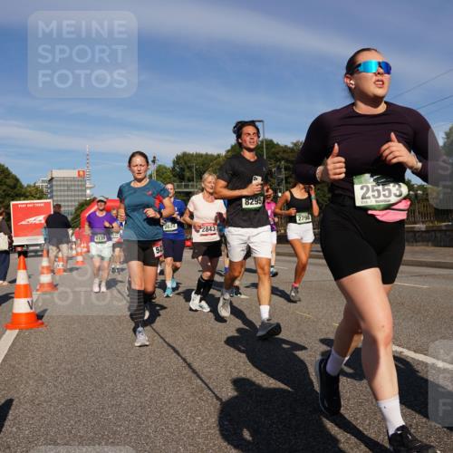 07.09.2025 - BARMER Alsterlauf Yannick Fuchs http://msf.ph/oto/8825327 07.09.2025 09:57:59 Laufen 4139, 3171, 2624, 52, 2843, 8295, 2798, 2553 meine-sportfotos.de