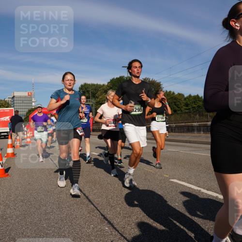 07.09.2025 - BARMER Alsterlauf Yannick Fuchs http://msf.ph/oto/8825329 07.09.2025 09:57:59 Laufen 4139, 171, 52, 843, 3295, 2798, 36, 2553 meine-sportfotos.de