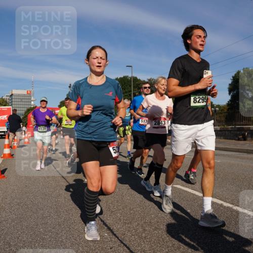 07.09.2025 - BARMER Alsterlauf Yannick Fuchs http://msf.ph/oto/8825333 07.09.2025 09:58:00 Laufen 4139, 171, 2811, 52, 517, 2843, 8295 meine-sportfotos.de