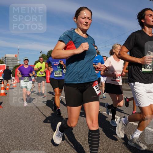 07.09.2025 - BARMER Alsterlauf Yannick Fuchs http://msf.ph/oto/8825335 07.09.2025 09:58:00 Laufen 4139, 2811, 5064, 52, 829 meine-sportfotos.de
