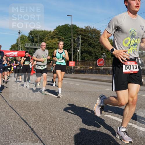 07.09.2025 - BARMER Alsterlauf Yannick Fuchs http://msf.ph/oto/8825363 07.09.2025 09:58:08 Laufen 5639, 2863, 3360, 3659, 5013, 10 meine-sportfotos.de