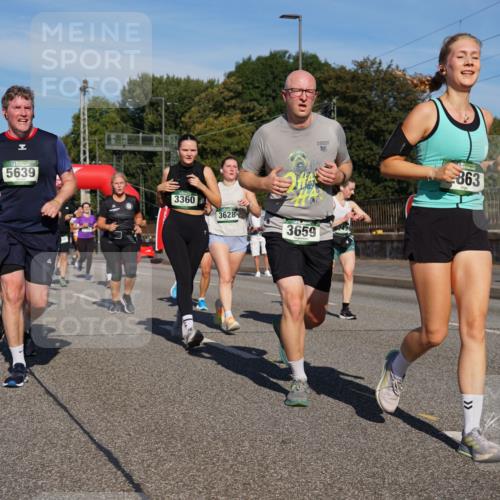 07.09.2025 - BARMER Alsterlauf Yannick Fuchs http://msf.ph/oto/8825369 07.09.2025 09:58:09 Laufen 5639, 3360, 3628, 3659, 10, 863 meine-sportfotos.de