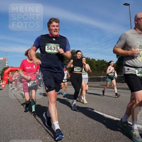07.09.2025 - BARMER Alsterlauf Yannick Fuchs http://msf.ph/oto/8825375 07.09.2025 09:58:10 Laufen 5639, 2749, 4999, 3360, 3628, 10, 6243, 3659 meine-sportfotos.de