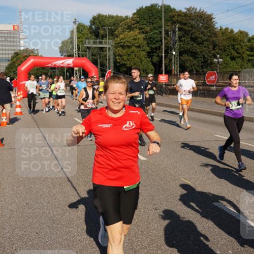07.09.2025 - BARMER Alsterlauf Yannick Fuchs http://msf.ph/oto/8825389 07.09.2025 09:58:14 Laufen 5774, 5508, 3215, 2405, 36, 48 meine-sportfotos.de