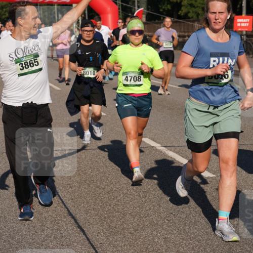 07.09.2025 - BARMER Alsterlauf Yannick Fuchs http://msf.ph/oto/8825406 07.09.2025 09:58:19 Laufen 3865, 8010, 4708, 5655, 2024, 470 meine-sportfotos.de