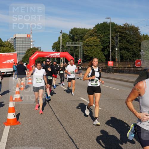 07.09.2025 - BARMER Alsterlauf Yannick Fuchs http://msf.ph/oto/8825422 07.09.2025 09:58:25 Laufen 4411, 6091, 8441, 3524, 6192, 43, 36, 4027 meine-sportfotos.de