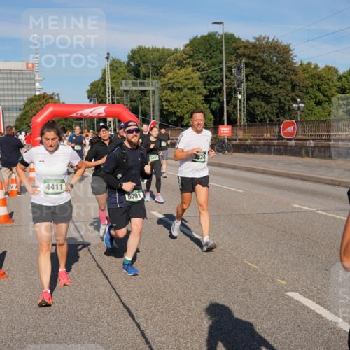 07.09.2025 - BARMER Alsterlauf Yannick Fuchs http://msf.ph/oto/8825426 07.09.2025 09:58:27 Laufen 4411, 6091, 8441, 3524, 35, 619 meine-sportfotos.de