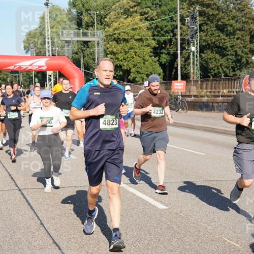 07.09.2025 - BARMER Alsterlauf Yannick Fuchs http://msf.ph/oto/8825432 07.09.2025 09:58:31 Laufen 2693, 5540, 56, 2667, 4823, 4232, 5181 meine-sportfotos.de