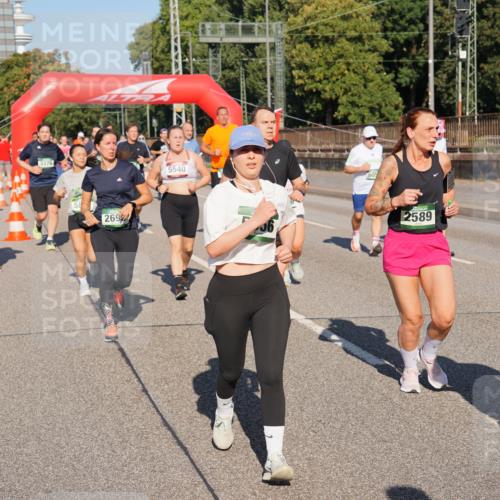 07.09.2025 - BARMER Alsterlauf Yannick Fuchs http://msf.ph/oto/8825435 07.09.2025 09:58:32 Laufen 3375, 269, 5540, 2589 meine-sportfotos.de