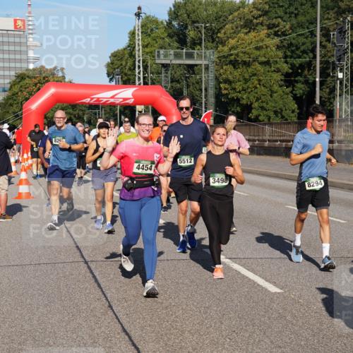 07.09.2025 - BARMER Alsterlauf Yannick Fuchs http://msf.ph/oto/8825459 07.09.2025 09:58:40 Laufen 826, 5512, 4454, 32, 3498, 8294 meine-sportfotos.de