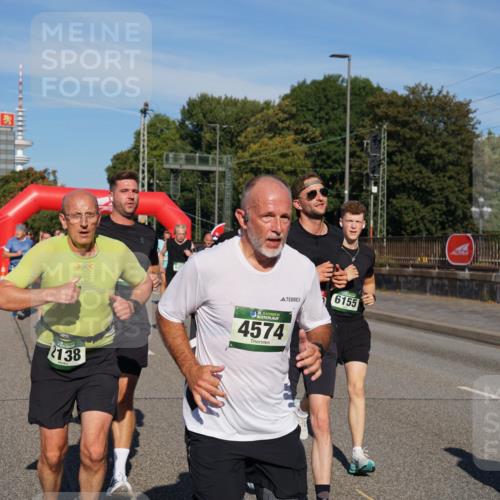 07.09.2025 - BARMER Alsterlauf Yannick Fuchs http://msf.ph/oto/8825503 07.09.2025 09:58:54 Laufen 138, 52, 4574, 6155 meine-sportfotos.de
