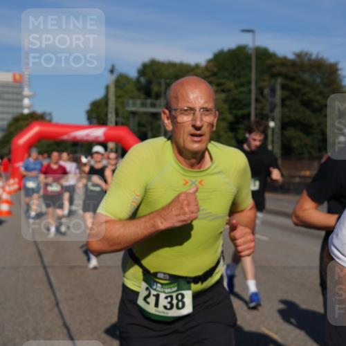 07.09.2025 - BARMER Alsterlauf Yannick Fuchs http://msf.ph/oto/8825510 07.09.2025 09:58:55 Laufen 2138 meine-sportfotos.de